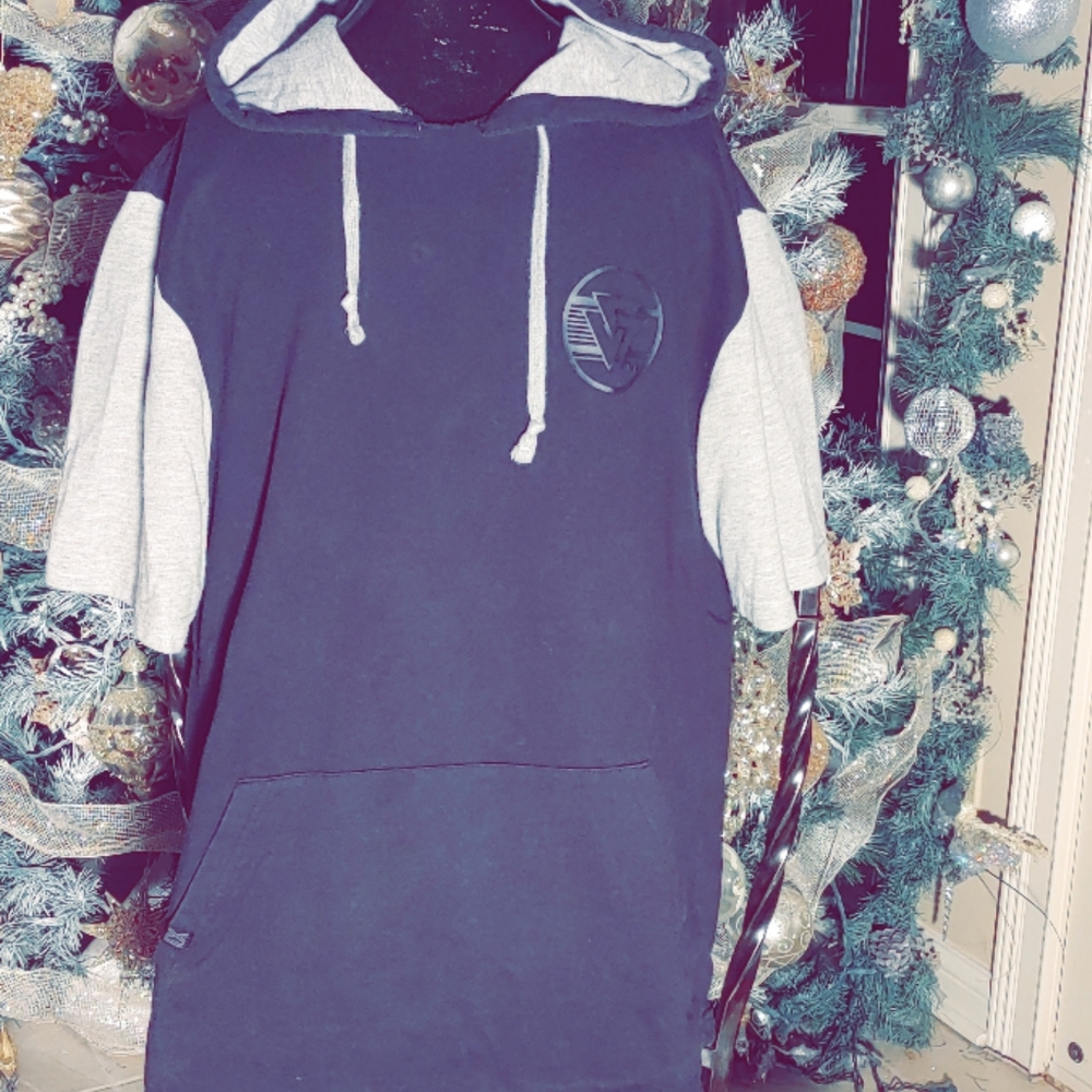 T-shirt hoodie